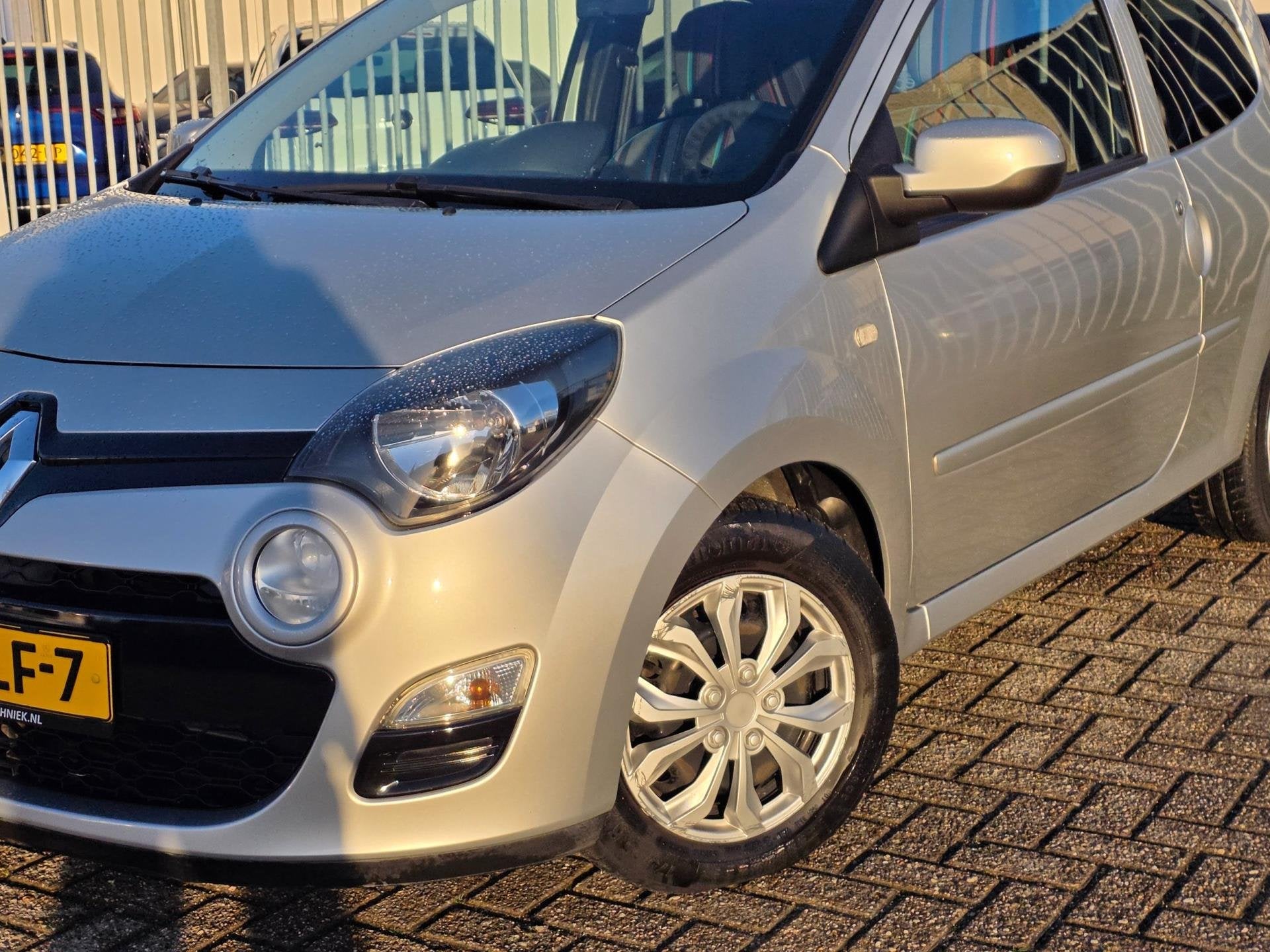 Renault Twingo 1.2 16V Collection#Nap#Airco#Cruis#Trekhk, Auto's, Voorwielaandrijving, Gebruikt, 4 cilinders, 4 stoelen