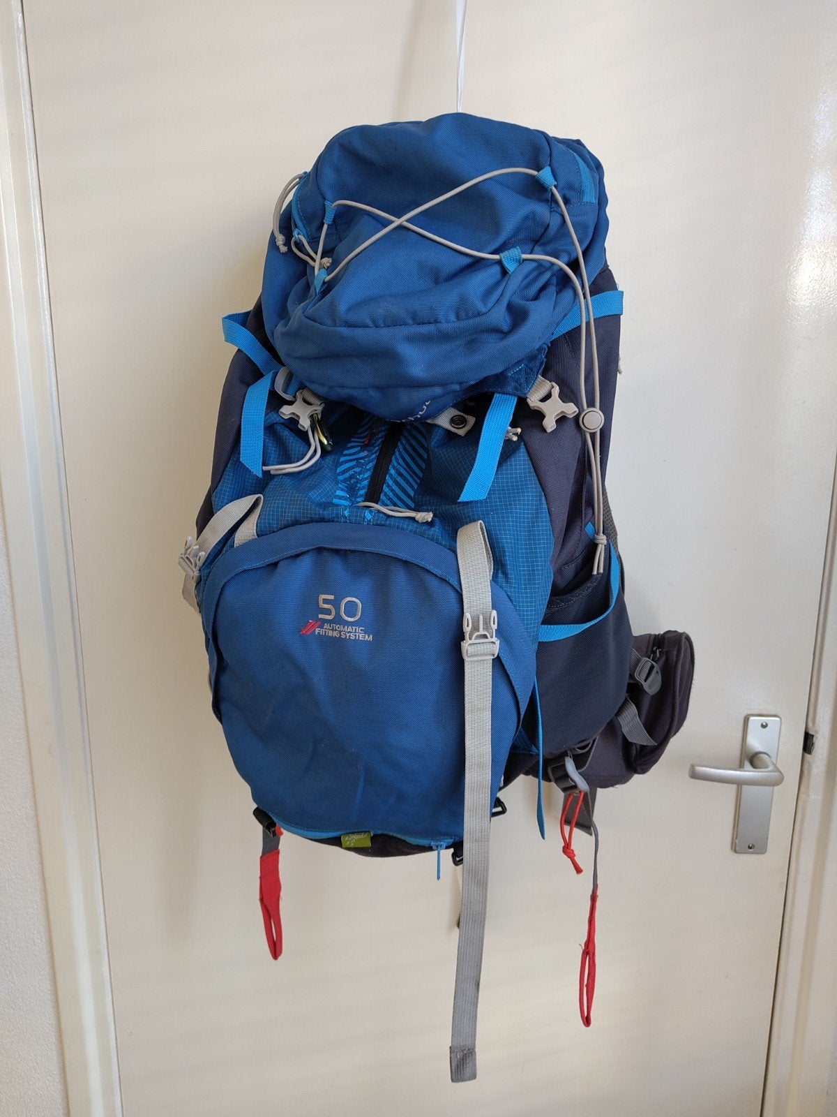 Quechua Forclaz 50/60 liter rugzak - Ideaal voor trekking, Ophalen of Verzenden, Zo goed als nieuw, Rugzak