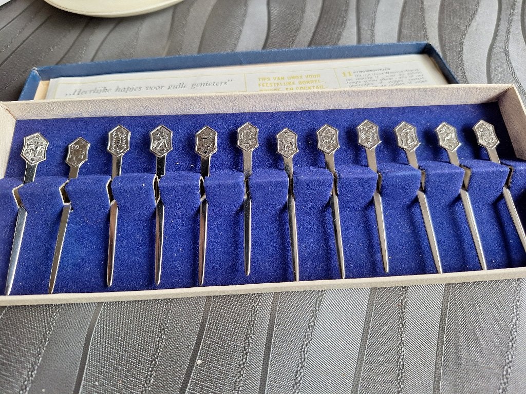 Cocktailprikkers, Ophalen of Verzenden