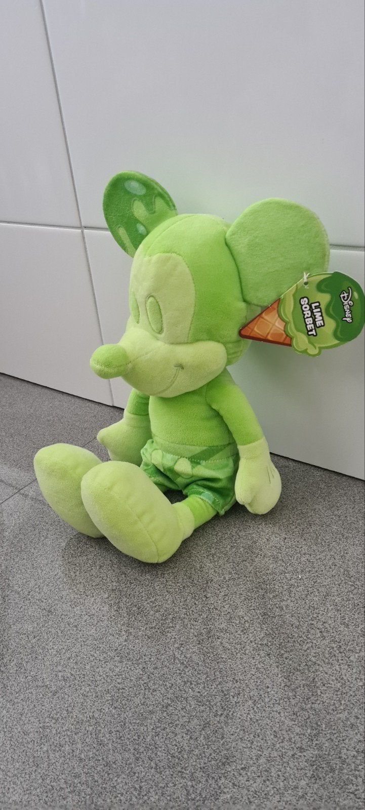 Nieuwe Disney Mickey Mouse Lime Sorbet knuffel, Disney, Overige typen, Nieuw, Ophalen of Verzenden