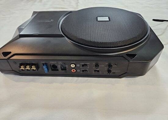Lakro Underseat actieve subwoofer – 8 inch – 1 stuk incl, Auto diversen, Niet ingevuld, Niet ingevuld, Niet ingevuld