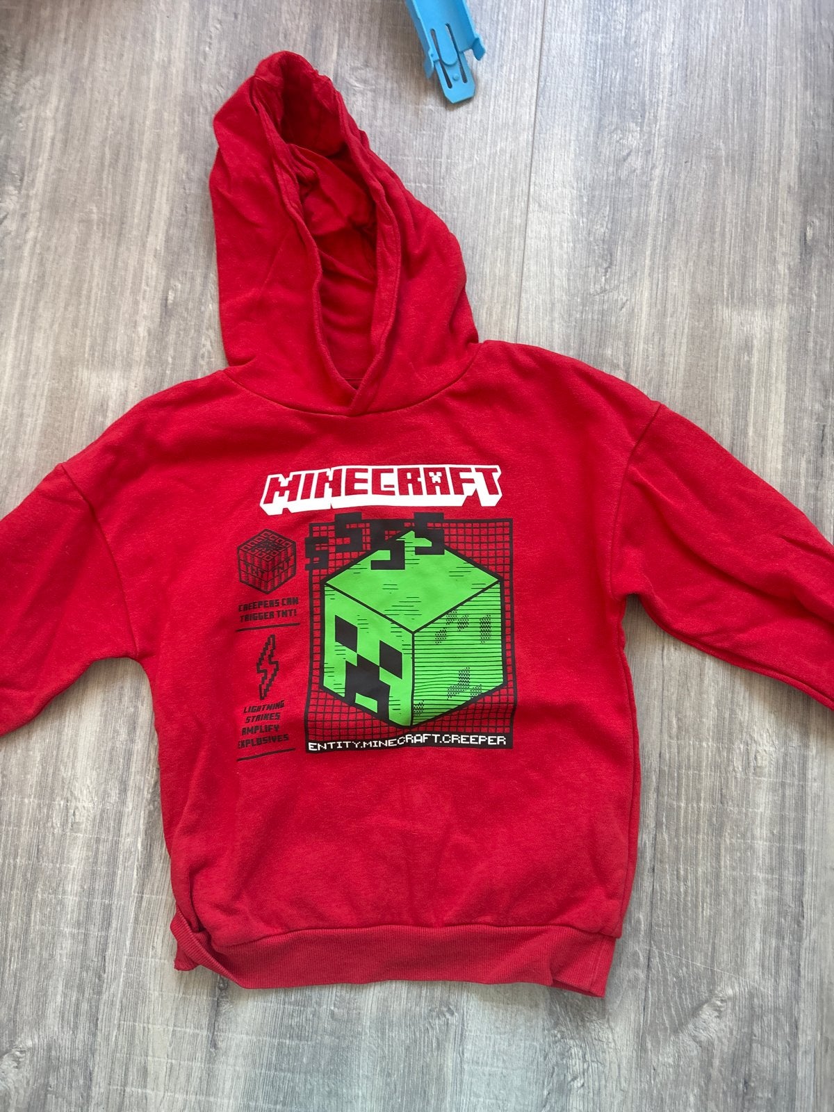 Minecraft Trui Maat 128 - Rood met Creeper print, Ophalen of Verzenden, Gebruikt, Jongen of Meisje, Trui of Vest