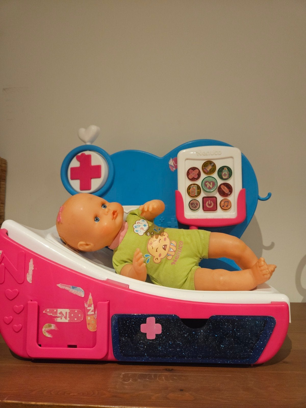 Nenuco Baby Ziekenhuis met geluid en pop, Ophalen, Gebruikt, Babypop