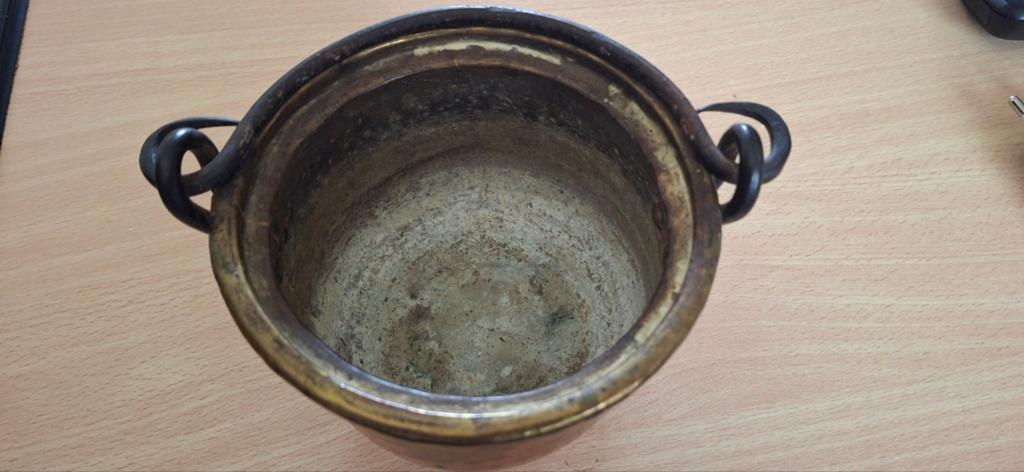 Zeer kleine aker 8.5 hoog en 12 diameter, Ophalen of Verzenden