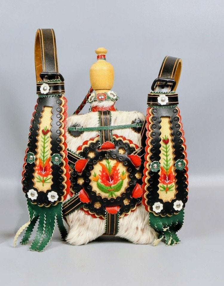 Vintage Spaanse waterfles met bont en leer, Antiek en Kunst, Ophalen of Verzenden