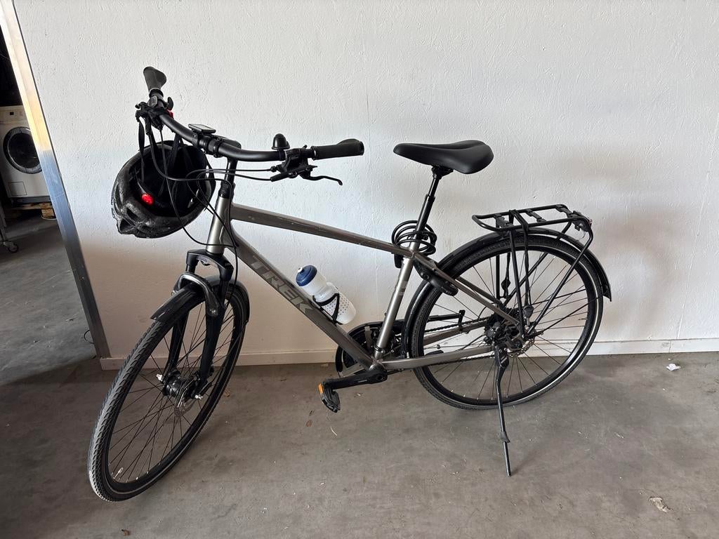 Trek Verve 3 hybride fiets - Comfortabel en veelzijdig, Gebruikt, Versnellingen, Schijfrem, 53 tot 57 cm
