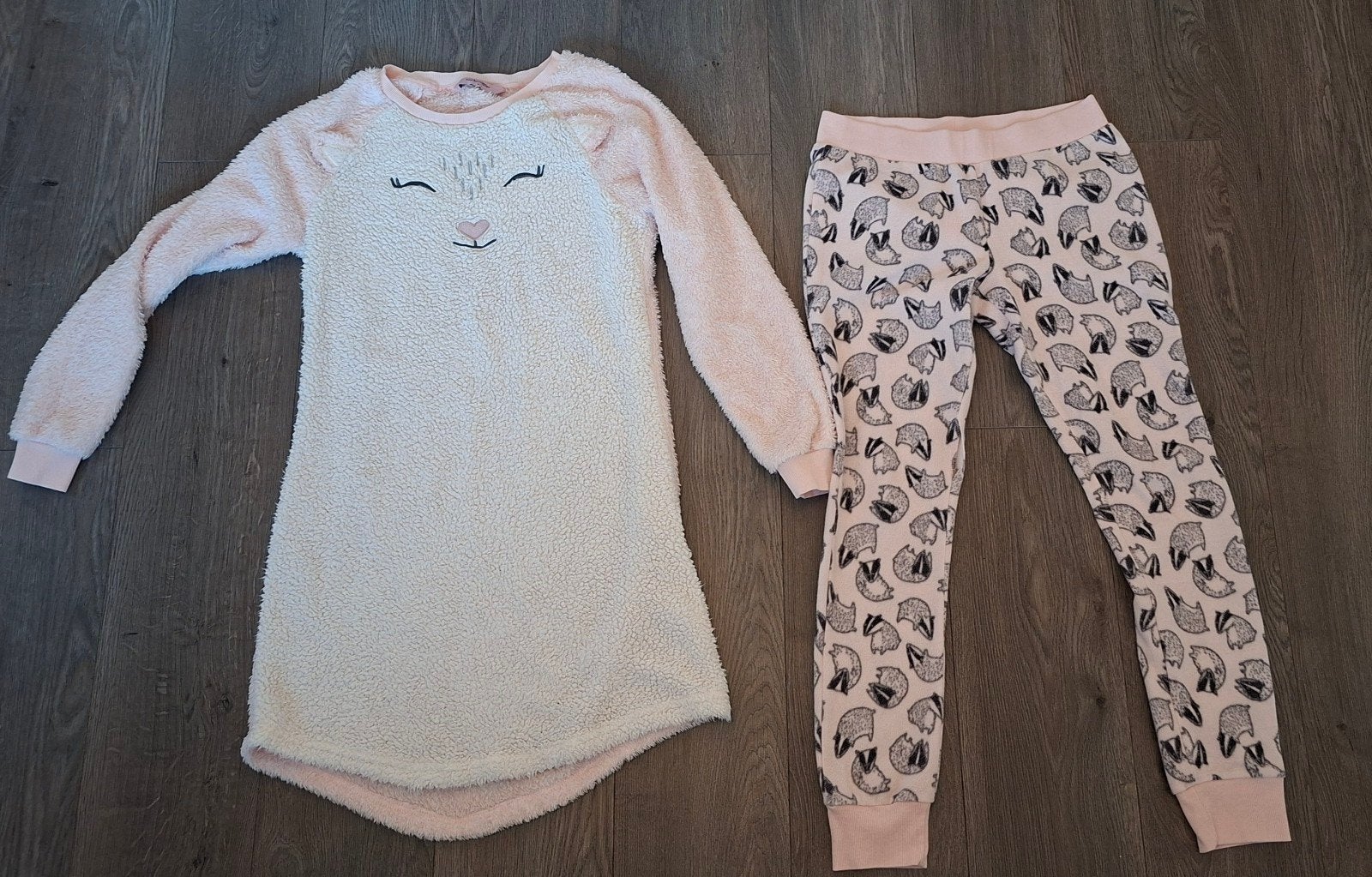 te koop een z.g.a.n lekkere warme pyama/ huispak, Kleding | Dames, Hunkemuller, Ophalen of Verzenden, Zo goed als nieuw, Maat 38/40 (M)