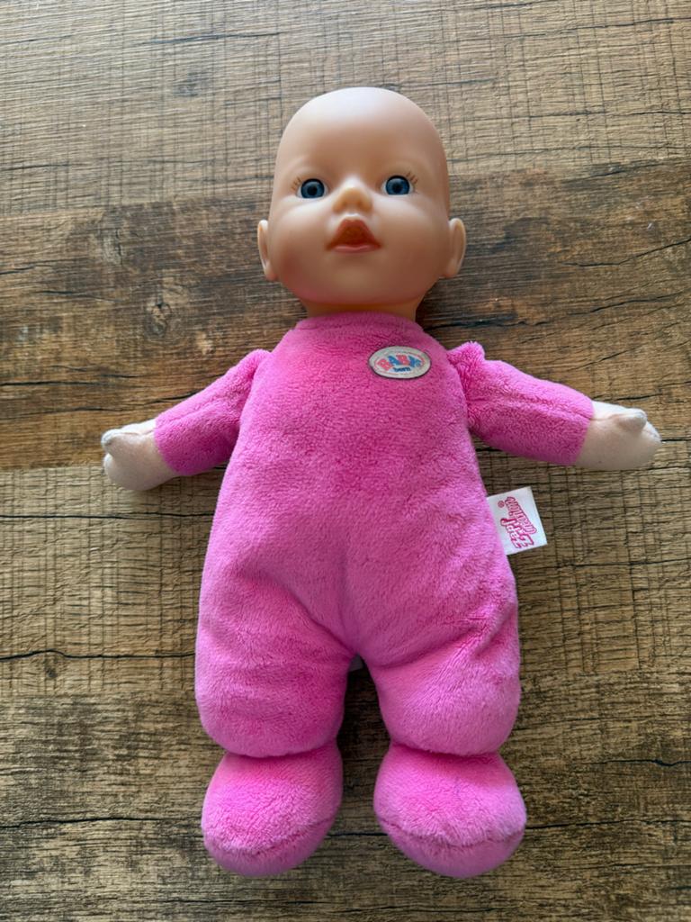 Baby Born knuffelpop - Weinig mee gespeeld, Ophalen, Zo goed als nieuw, Babypop