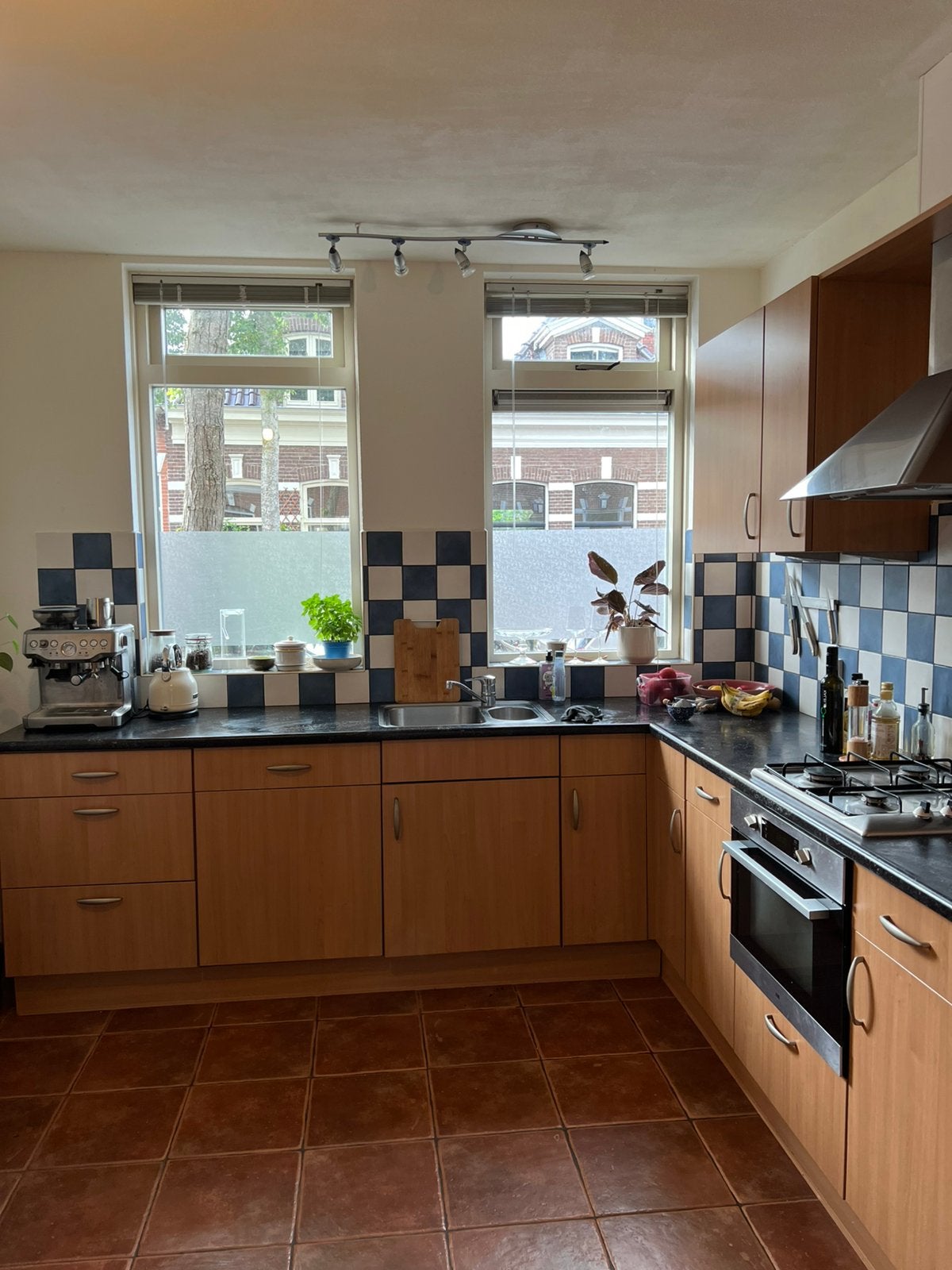 Houten keuken, Ophalen, Gebruikt, Bruin, Hoekkeuken