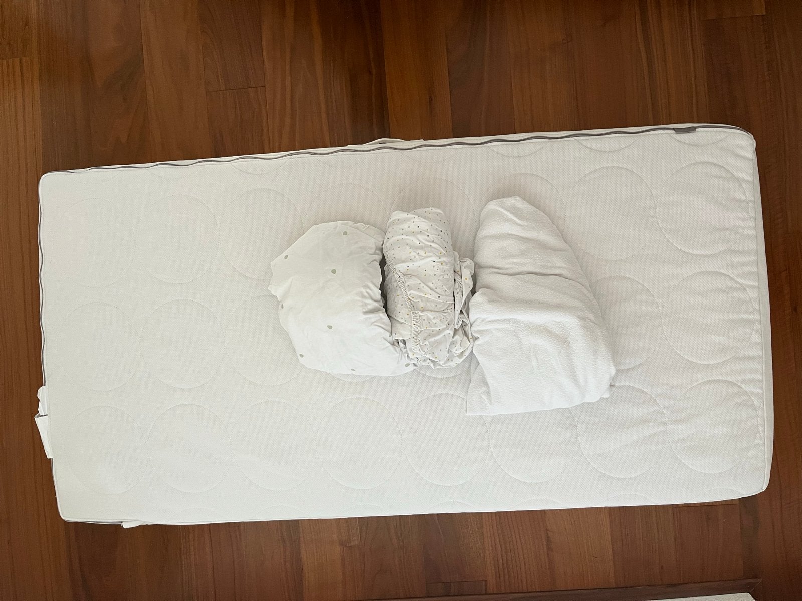 Ikea babyledikant matras 120x60cm + molton en lakens, Ophalen, Gebruikt, 70 cm of minder, 190 cm of minder