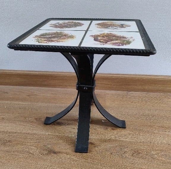 vintage bijzettafel smeedijzer poot met vogel mozaiek tegels, Ophalen