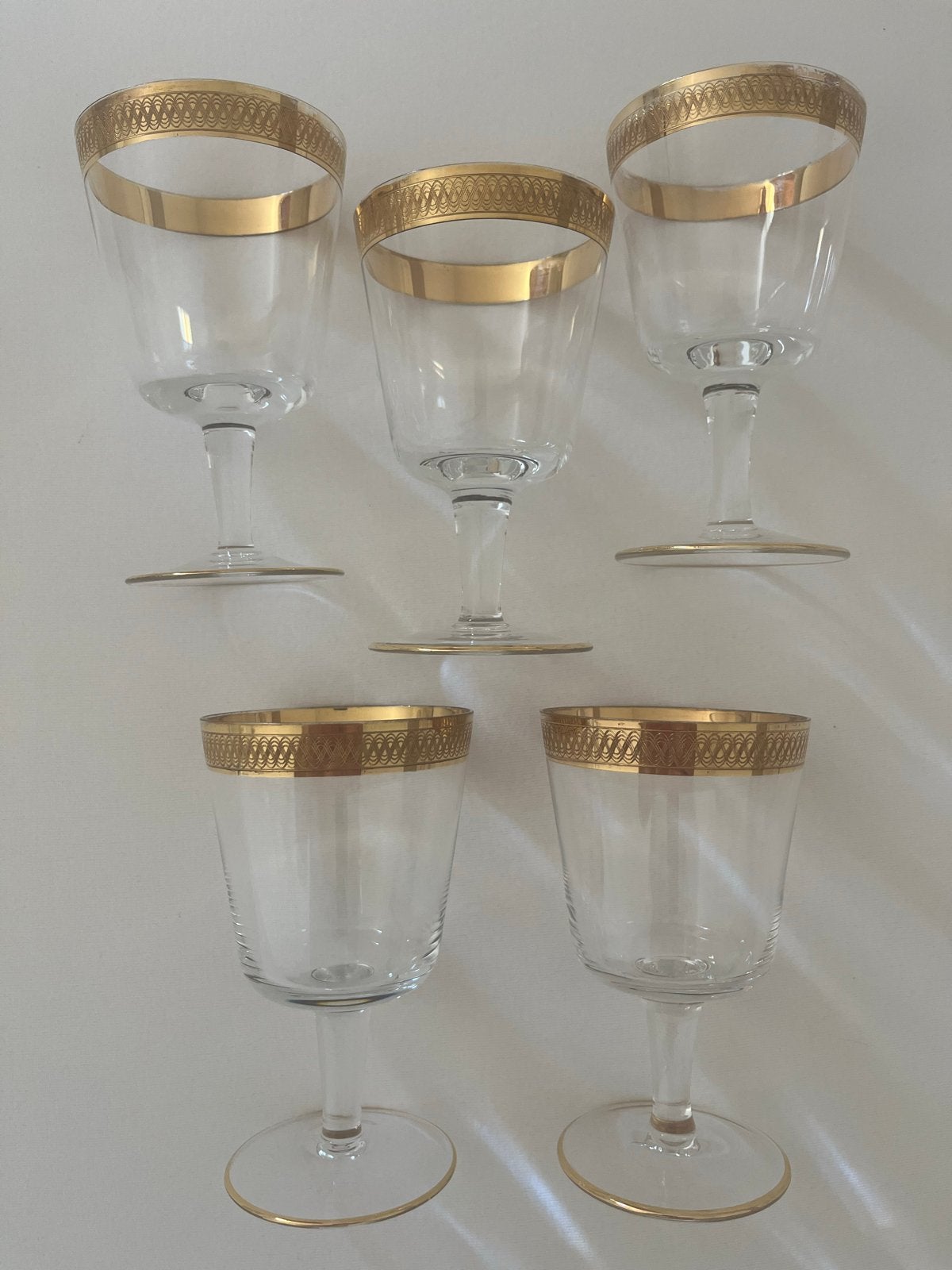 5 klassieke wijnglazen met vergulde rand, Antiek en Kunst, Antiek | Glas en Kristal, Ophalen of Verzenden