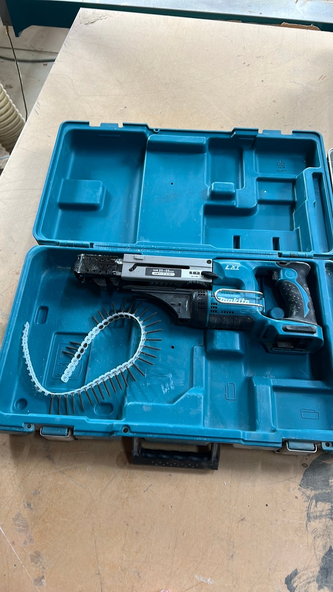 Makita schroefautomaat schroefmachine bfr540 14.4 volt, Ophalen of Verzenden, Zo goed als nieuw