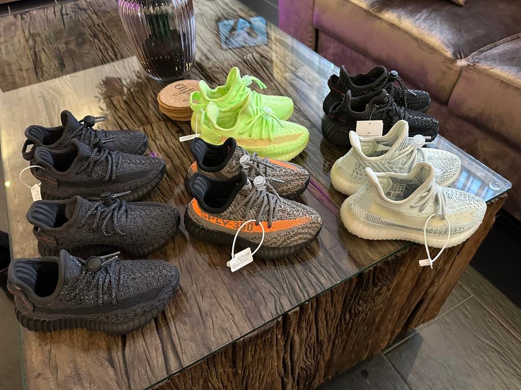 Adidas yeezy boost 350 maat 24 25 26 ZEER EXCLUSIEF, Kinderen en Baby's, Kinderkleding | Schoenen en Sokken, Ophalen of Verzenden