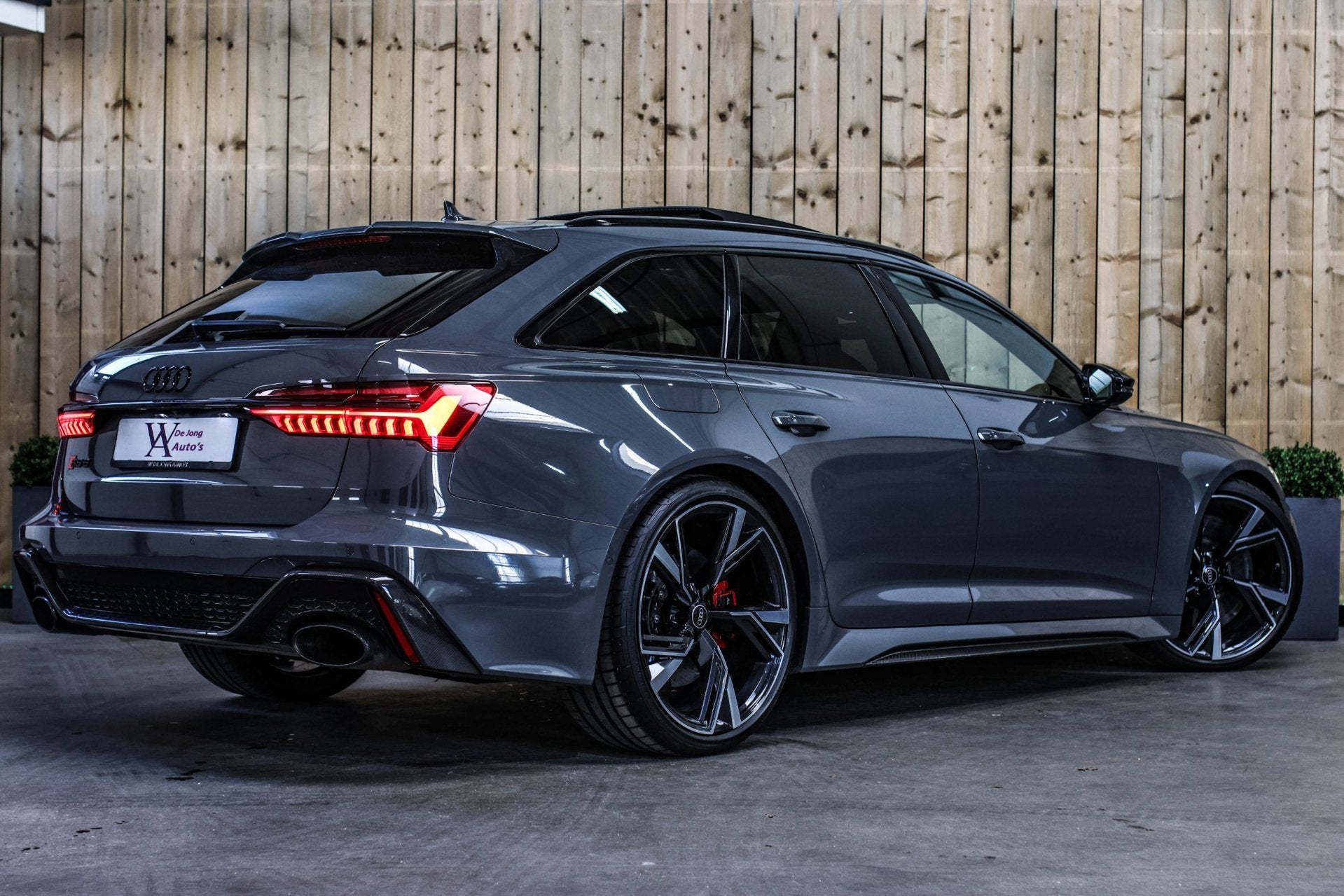 Audi RS6 TFSI Quattro *Keramisch*Carbon*Pano*Indiviual kleur, Auto's, Audi, Automaat, 8 cilinders, RS6, Leder