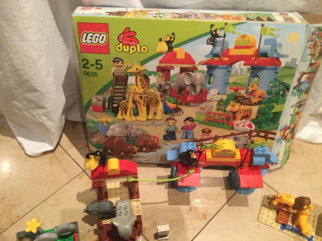 Lego Duplo Grote Zoo 5635 en 5634, Ophalen, Zo goed als nieuw, Complete set, Duplo