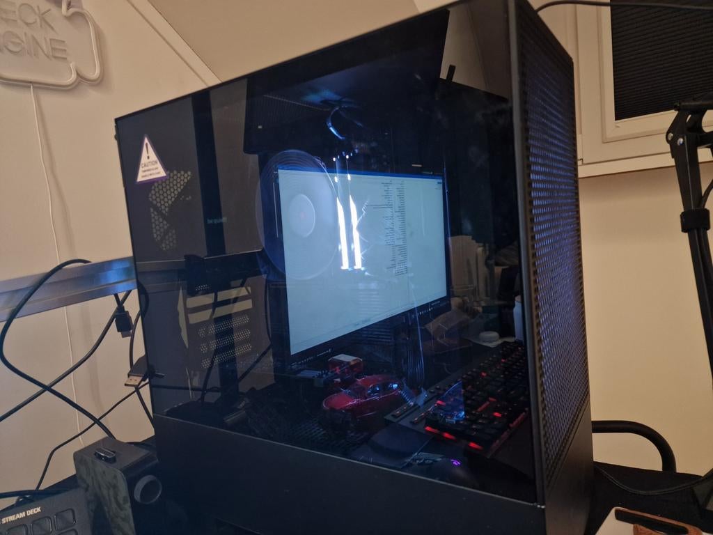 High-end PC onderdelen: Moederbord, Koeler, Voeding, Kast, Ophalen, Zo goed als nieuw, ATX, DDR5