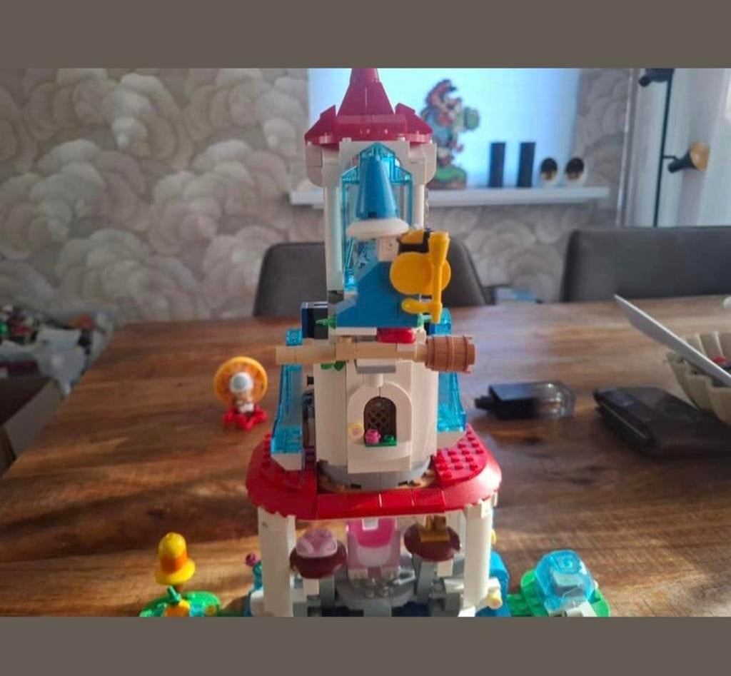 Lego Cat Peach Suit and Frozen Tower, Ophalen of Verzenden, Zo goed als nieuw