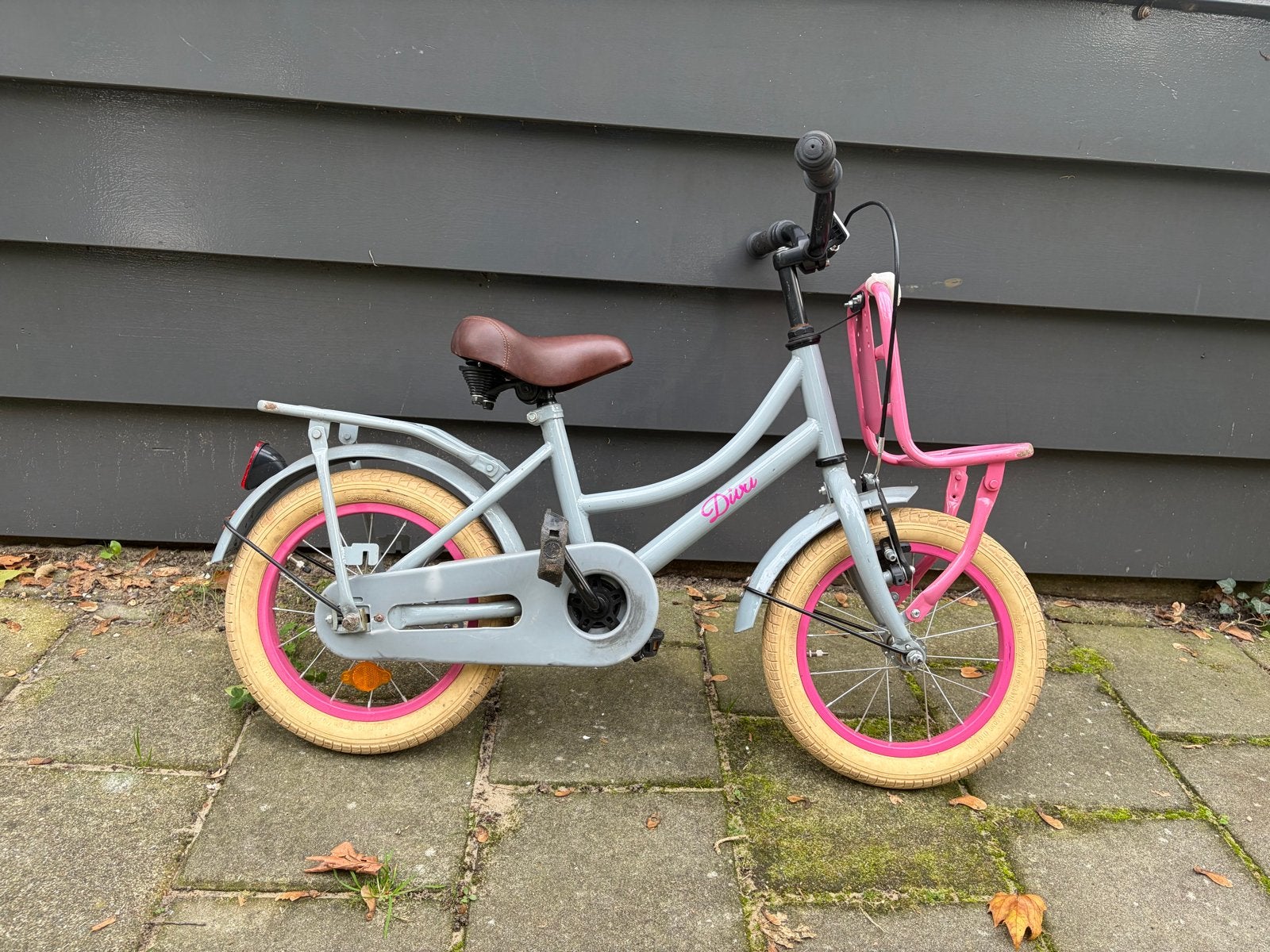 Kinderfiets Diva 14 inch - Grijs/Roze, Ophalen, Zo goed als nieuw, Terugtraprem, Minder dan 16 inch