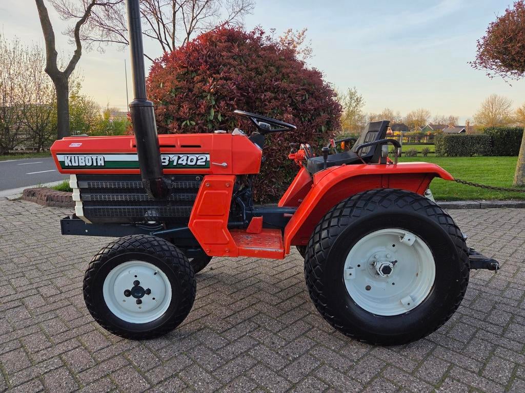 Kubota mini trekker B1402 4x4 gazonbanden 3 cilinder Marge, Ophalen, Gebruikt, Tot 80 Pk, Overige merken