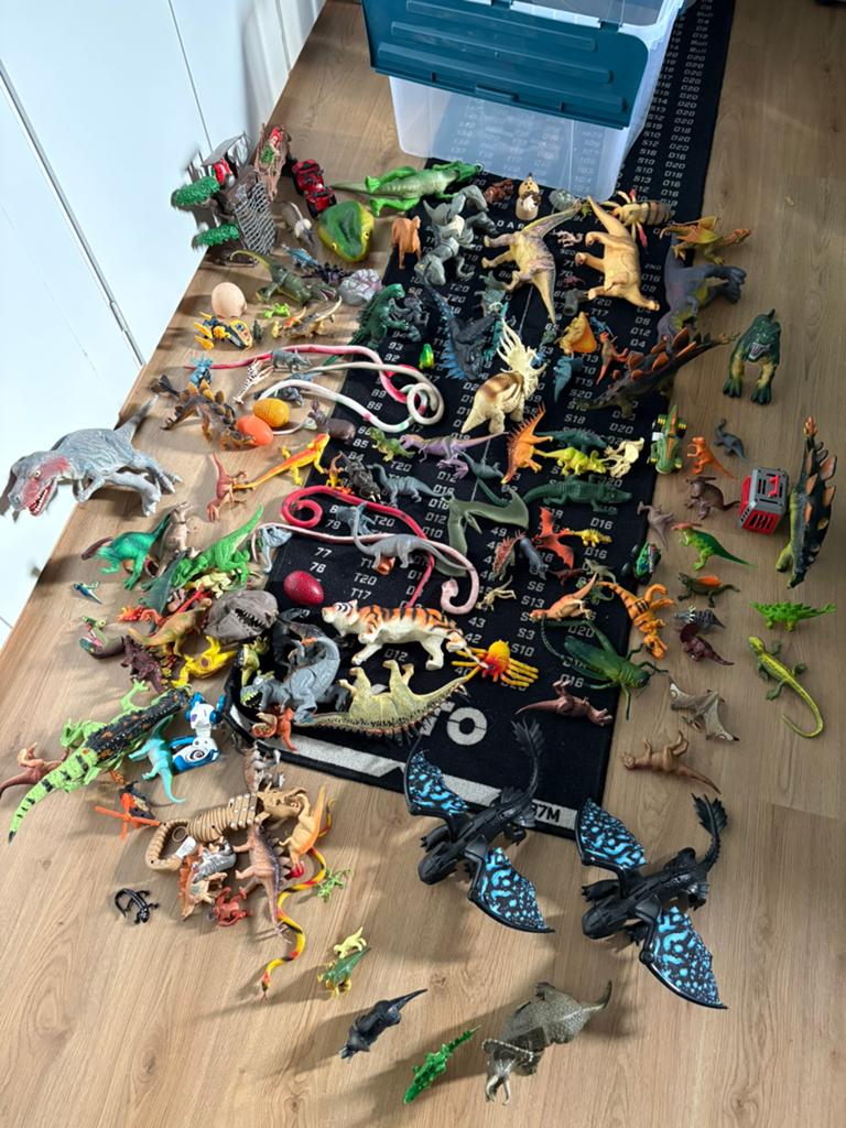 Speelgoed Dino s heel veel ( zie foto’s ), Kinderen en Baby's, Speelgoed | Overig, Ophalen, Zo goed als nieuw, Jongen of Meisje