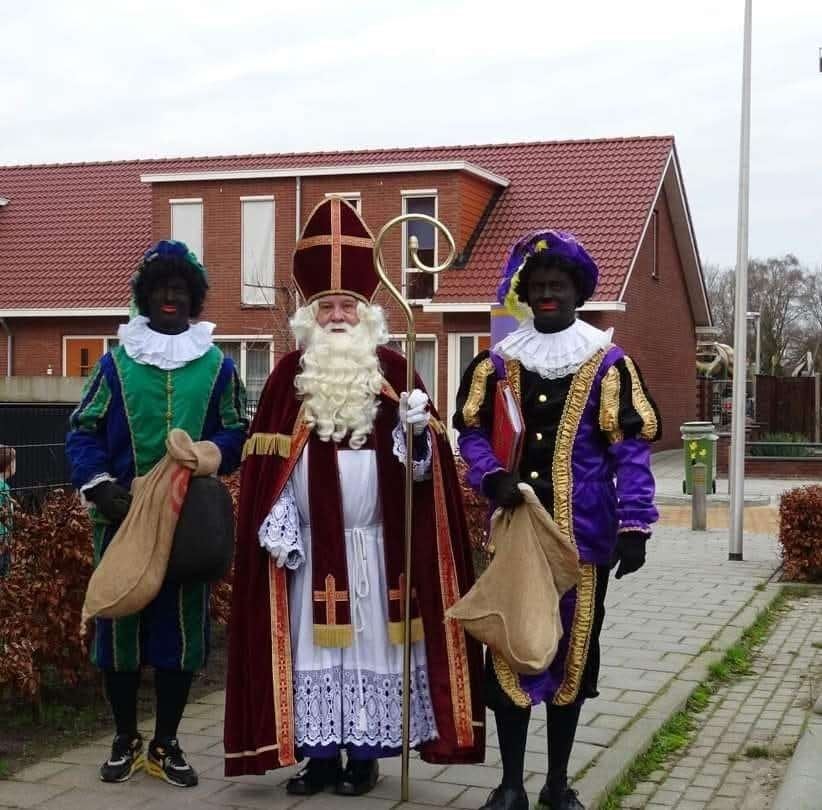 huisbezoek van sint en piet, Ophalen