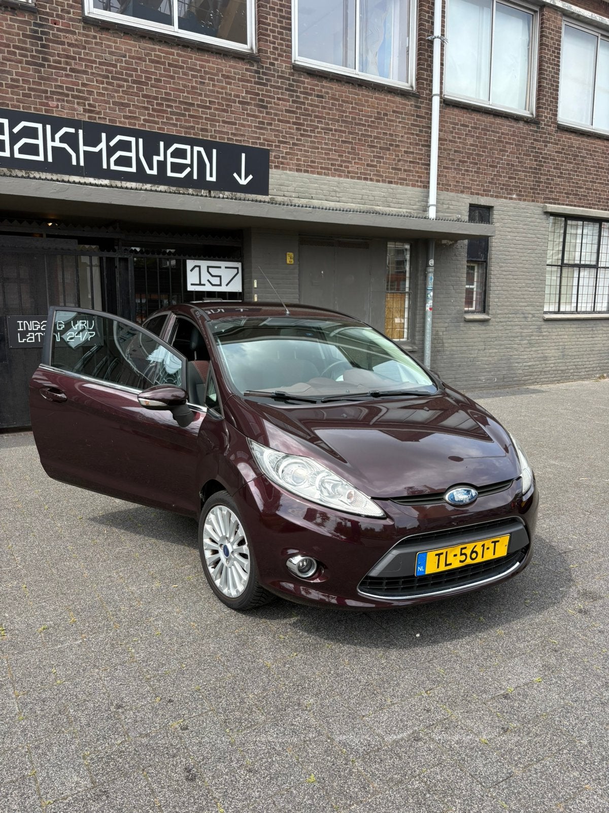 FordFiesta 1.4  hoog in opties, papieren,Elec R, P Sensoren, Voorwielaandrijving, 31 €/maand, 4 cilinders, Handgeschakeld