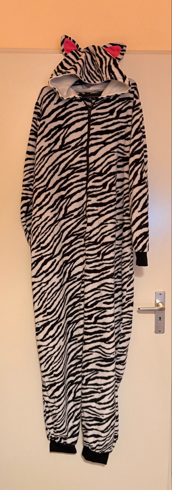 Zebra Onesie - Maat 36/38 (M), Maat 38/40 (M), Carnaval, Ophalen of Verzenden, Zo goed als nieuw