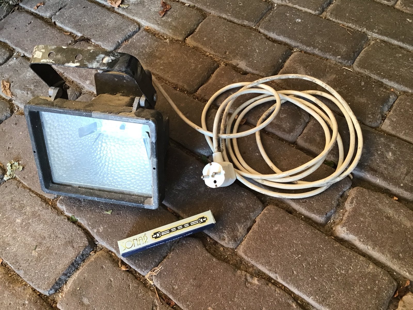 Bouwlamp 300/500w met reserve lamp, Doe-het-zelf en Verbouw, Bouwverlichting, Ophalen of Verzenden, Gebruikt, 500 watt of meer