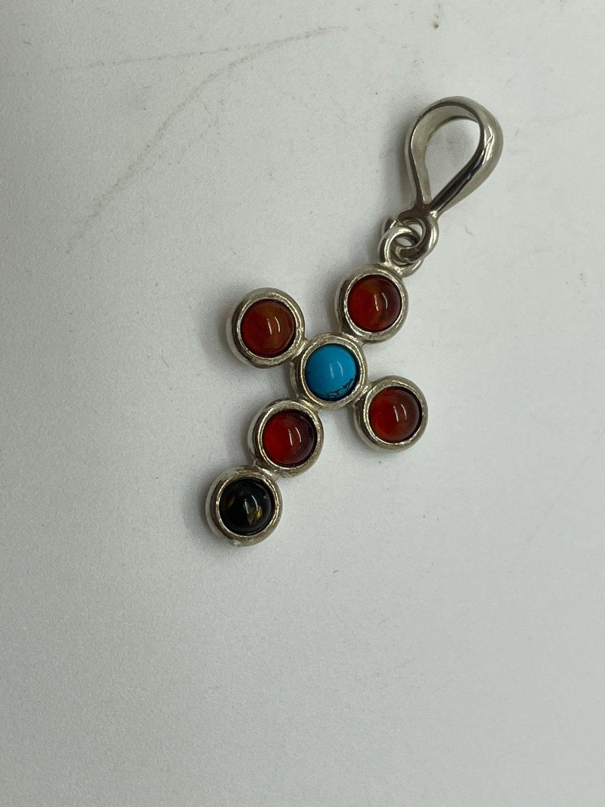 E508 Prachtige zilveren kruisje barnsteen turkoois, Sieraden, Tassen en Uiterlijk, Kettinghangers, Ophalen of Verzenden, X, Zilver