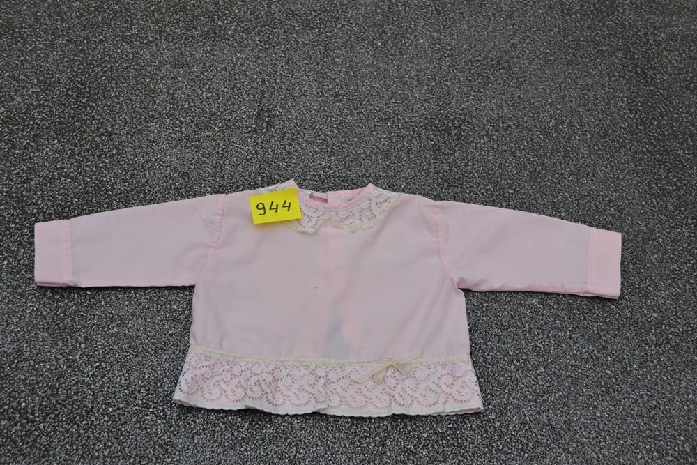 OPRUIMING: mooi rosé poppen jurkje met oude kant NR 944, Verzamelen, Poppen, Ophalen of Verzenden, Zo goed als nieuw, Kleertjes