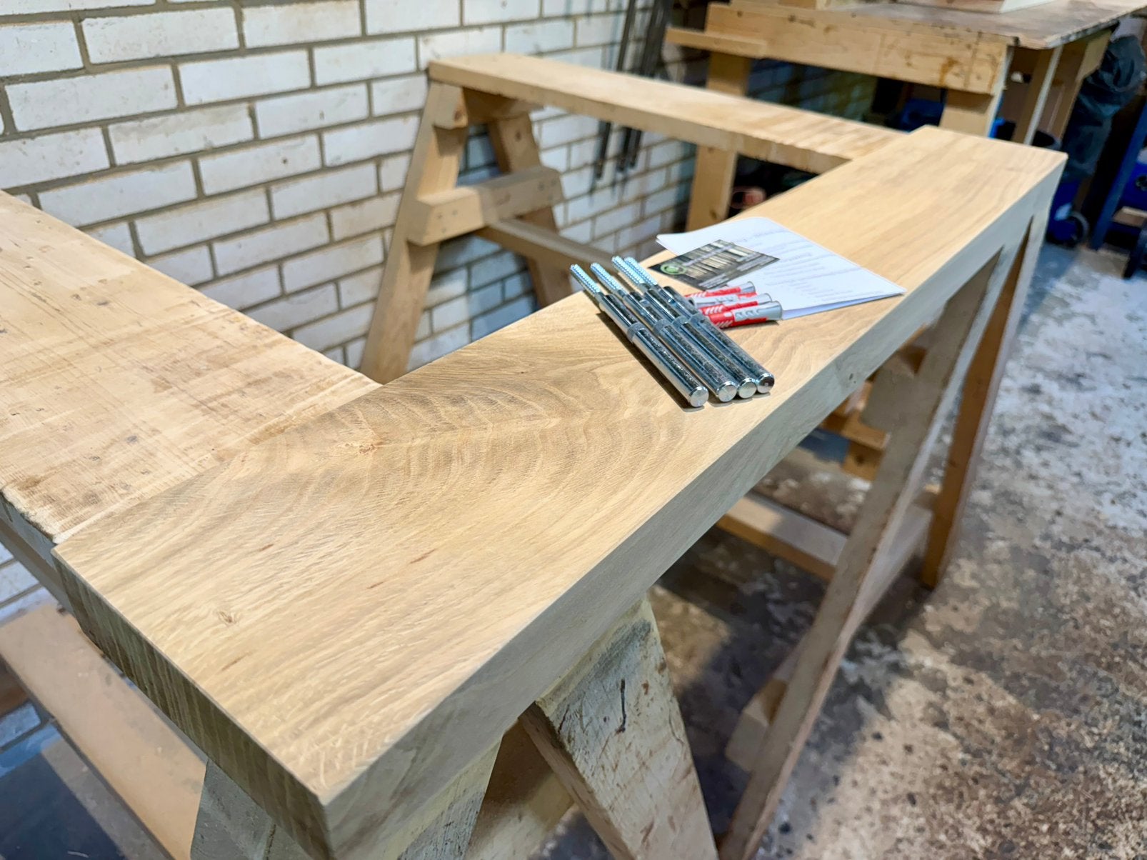Mooie strakke eiken wandplank - incl blinde ophanging, Huis en Inrichting, Ophalen of Verzenden, Nieuw