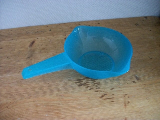 Tupperware Vergiet / Zeef ( groen ), Huis en Inrichting, Keuken | Tupperware, Ophalen of Verzenden, Gebruikt, Groen, Overige typen