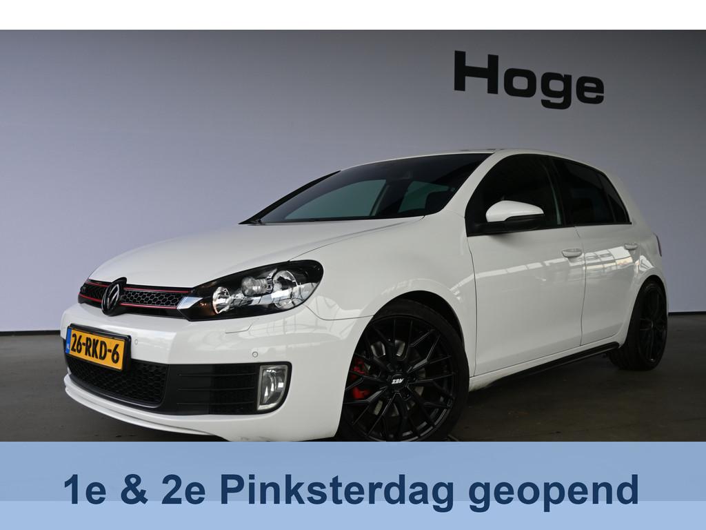 Volkswagen Golf 2.0 GTI 211PK! Automaat Clima Navigatie Crui, Auto's, Volkswagen, Euro 5, Stof, Gebruikt, Zwart