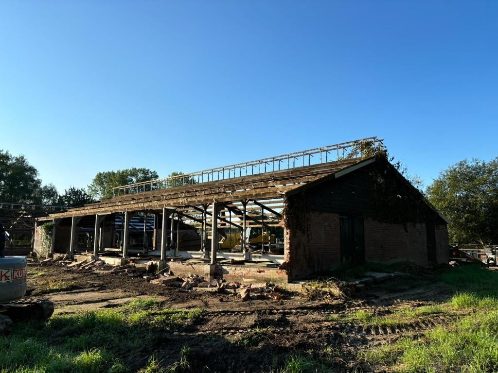 Gedemonteerde kapschuur, Gedeelte oude jongveestal, Doe-het-zelf en Verbouw, Ophalen of Verzenden, Gebruikt
