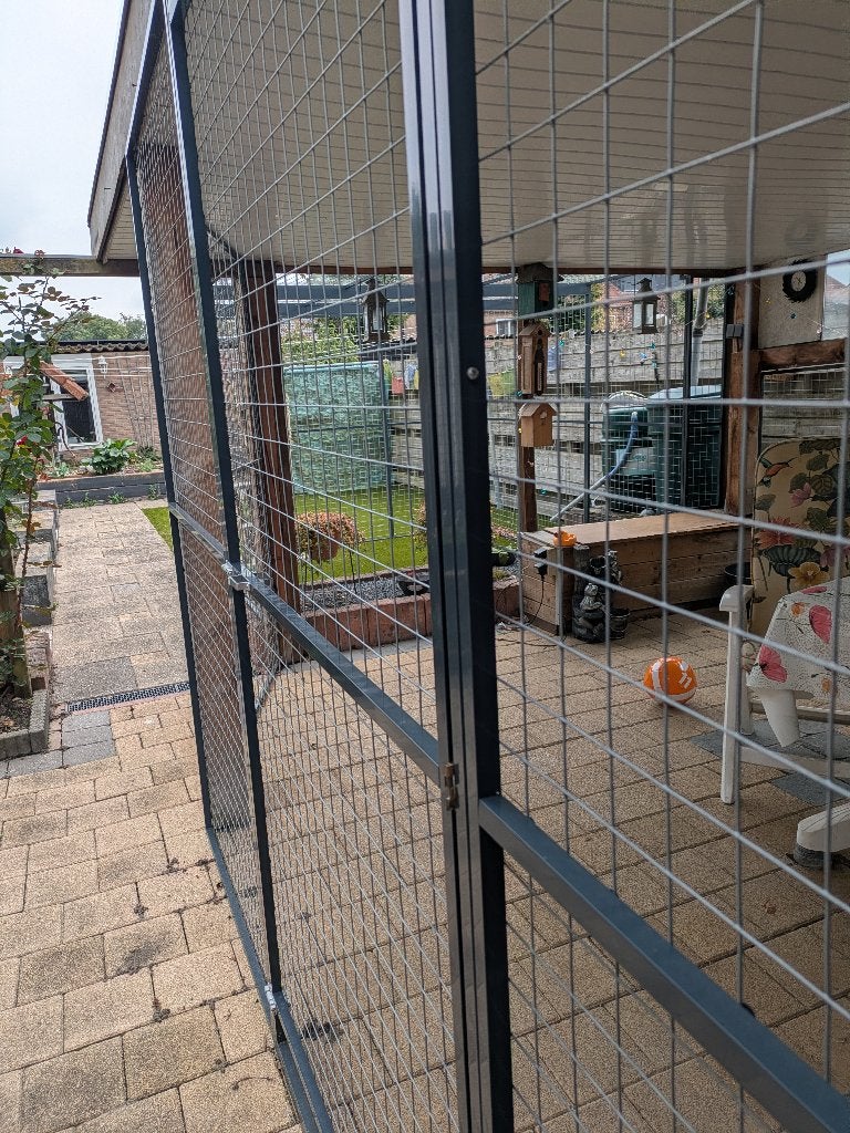Grote kattenren met 2 loopdeuren, Dieren en Toebehoren, Ophalen, Zo goed als nieuw
