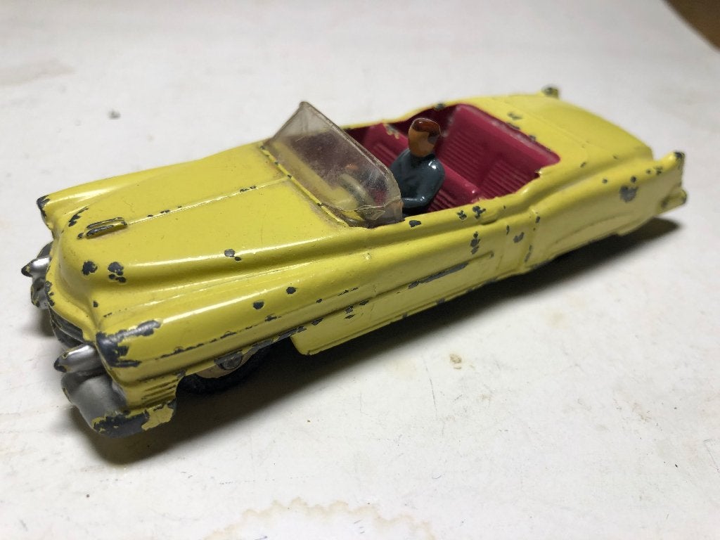 DinkyToys 131 Cadillac, Hobby en Vrije tijd, Modelauto's | 1:43, Ophalen of Verzenden, Gebruikt, Auto, Overige merken