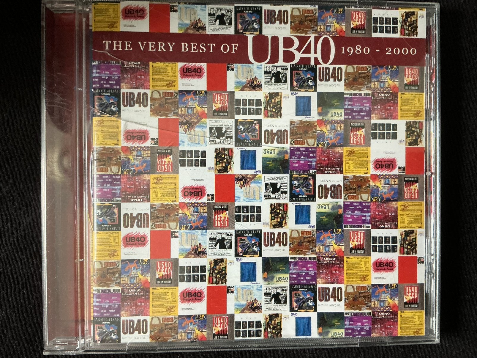 UB40, The very Best of 1980-2000 cd, Cd's en Dvd's, Ophalen of Verzenden, Zo goed als nieuw