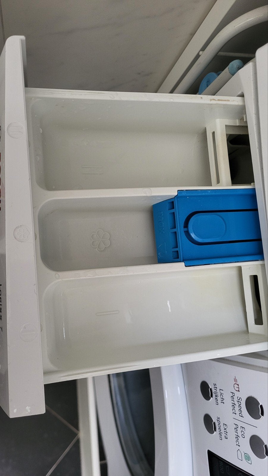 Foto 4 van Bosch Wasmachine 7 kg - vaste prijs 100 euro!