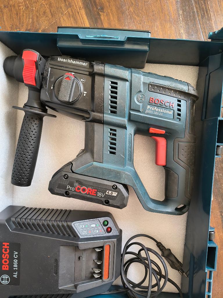 Bosch AccuBoorhamer GBH18V-20, 600 watt of meer, Boor- en/of Breekhamer, Ophalen of Verzenden, Zo goed als nieuw