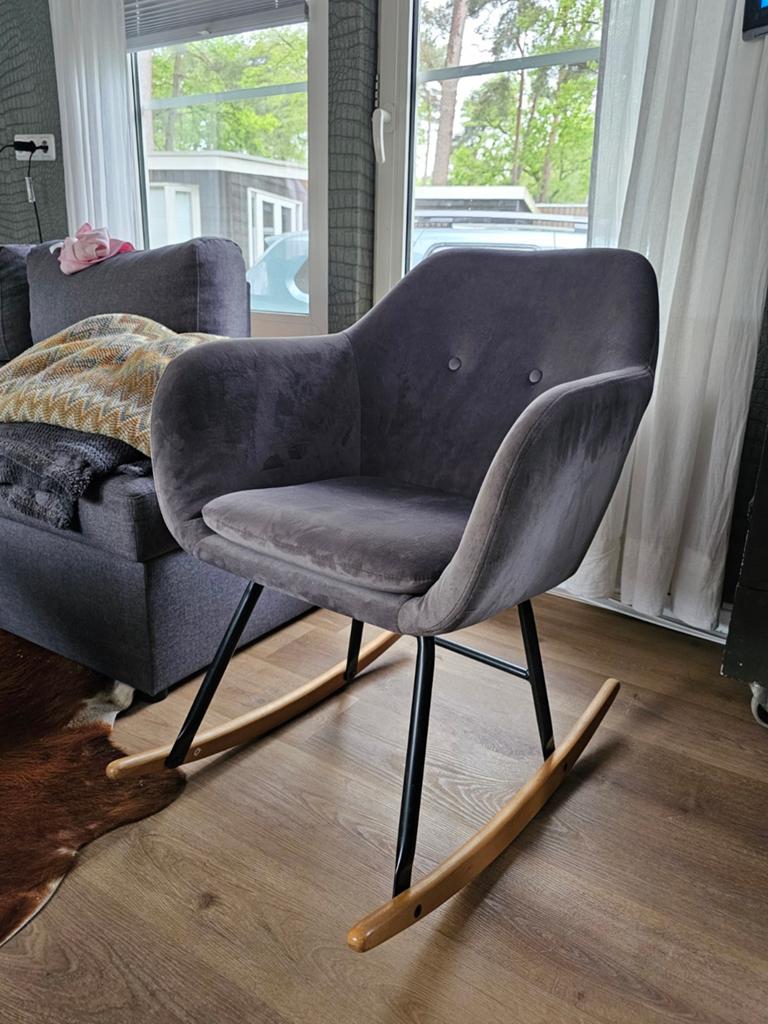 Comfortabele grijze schommelstoel, Ophalen, Modern, Scandinavisch, Zo goed als nieuw, Stof