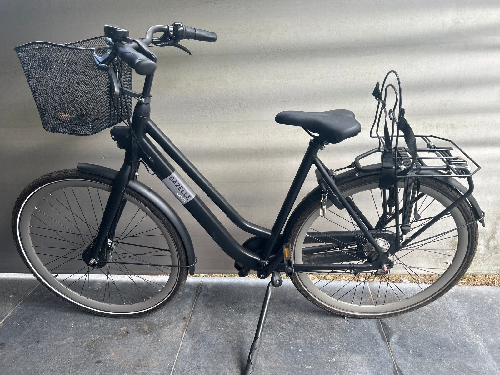 Gazelle Esprit Damesfiets met mand en bagagedrager, Ophalen, Versnellingen, Gazelle, Trommelrem
