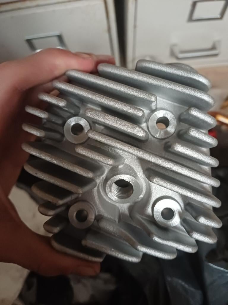 Peugeot vivacity 2t 70cc kop 47mm nooit gebruikt, Ophalen of Verzenden, Nieuw, Cilinder, Peugeot