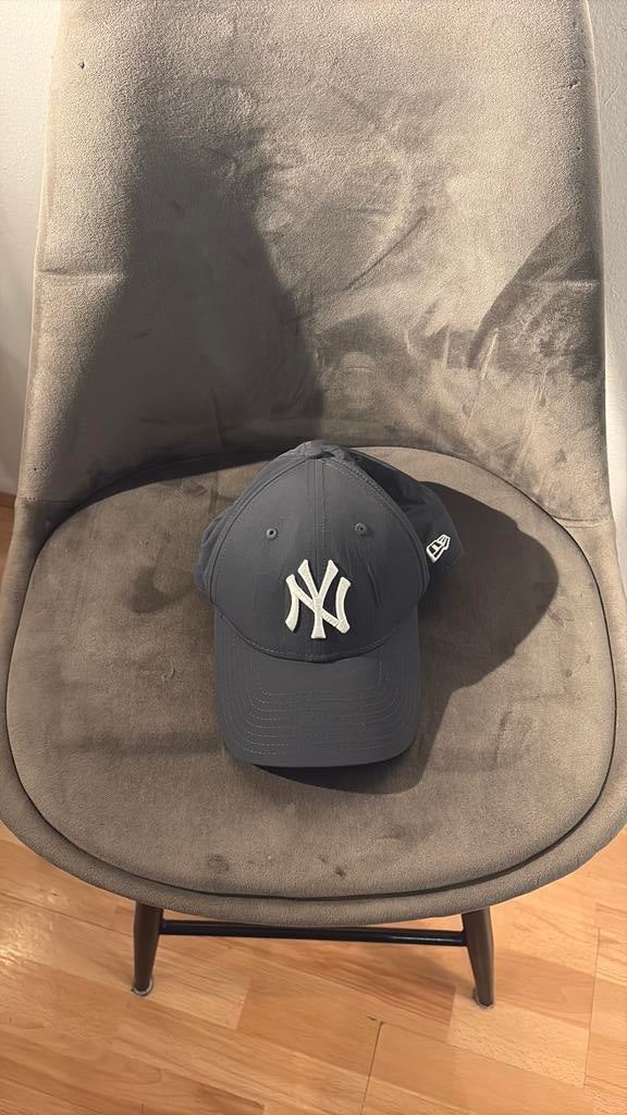 9forty cap / pet donkerblauw - New York Yankees, Kleding | Heren, Hoeden en Petten, Ophalen, Zo goed als nieuw