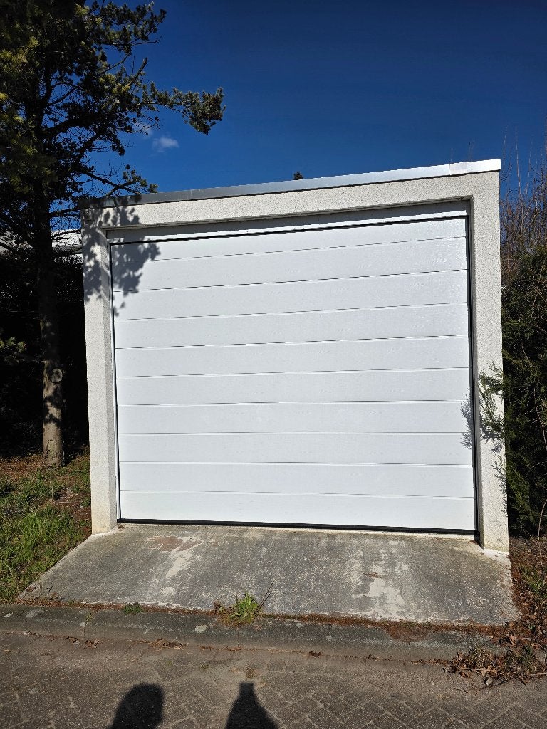 REKERS garage 12x3,48m | Hörmann elektrische deur, 42 m², Koop, Opslag of Loods