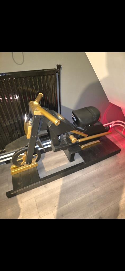 Houten hobbel motor, Ophalen, Zo goed als nieuw