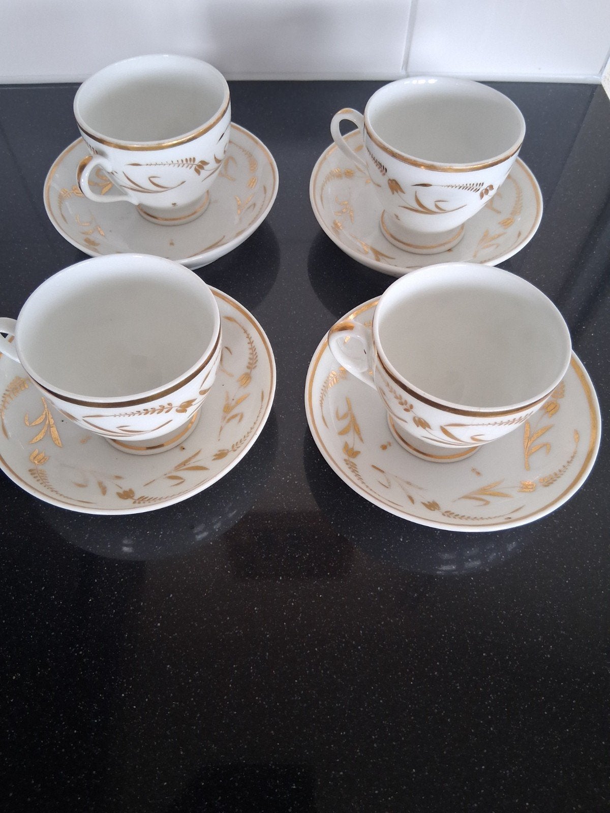 Set van 4 antieke theekopjes met gouden decoratie, Antiek en Kunst, Ophalen of Verzenden