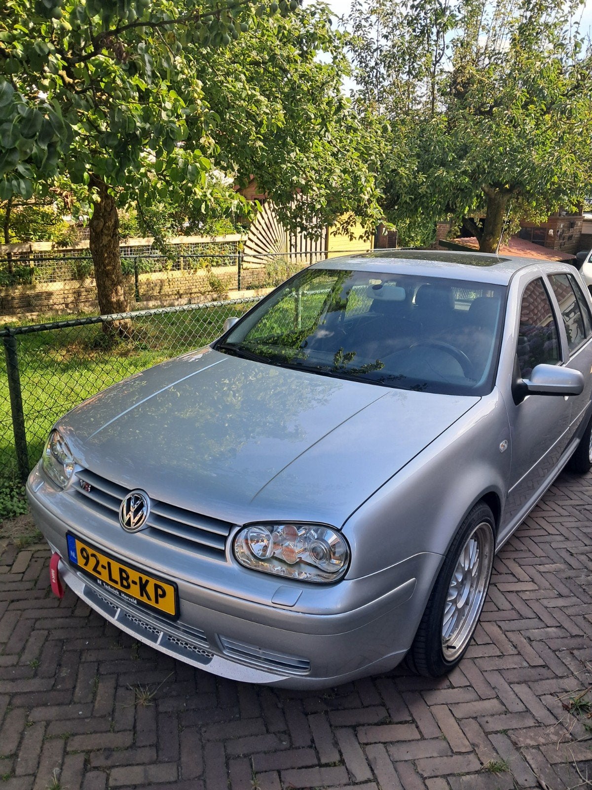 Volkswagen Golf 2.3 V5 125KW AUT 2002 Grijs, Lederen bekleding, Zwart, 650 kg, 170 pk