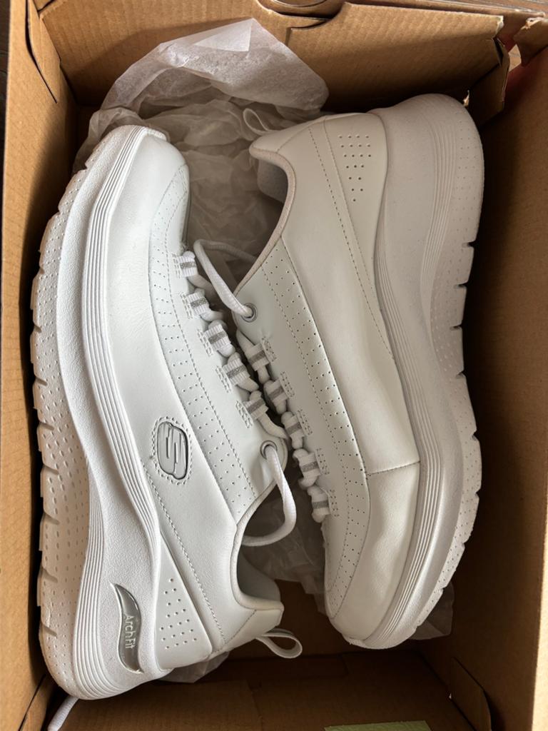 Skechers Arch Fit maat 38, wit echt leer - Zo goed als nieuw, Wit, Ophalen of Verzenden, Sneakers of Gympen, Zo goed als nieuw