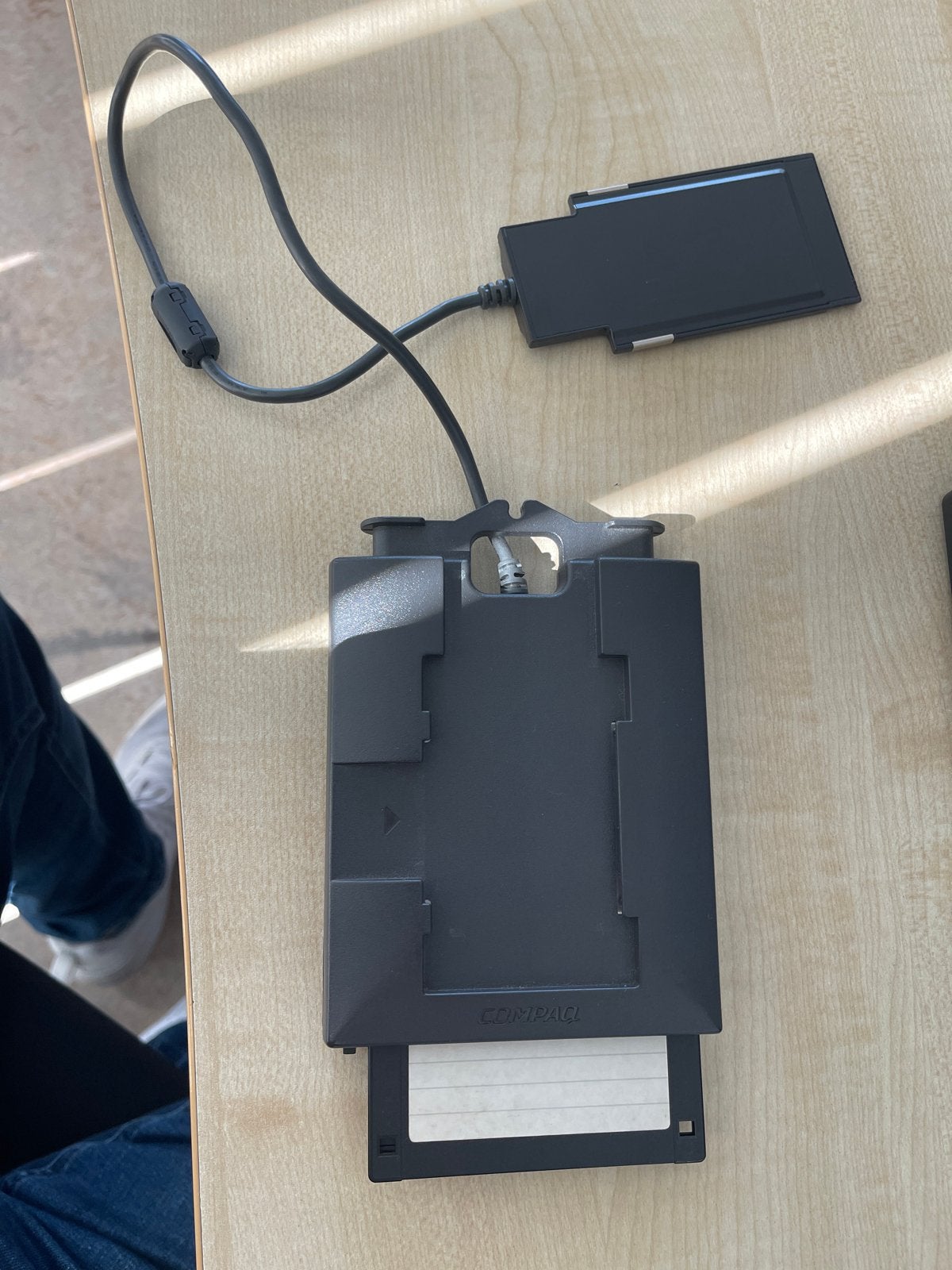 Compaq Extern Diskettestation - Serie 2833, Gebruikt, Ophalen of Verzenden, Windows, Extern